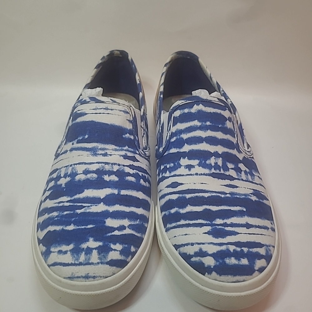 Margaritaville Blue and White Heeled Boots with Elegant Design
